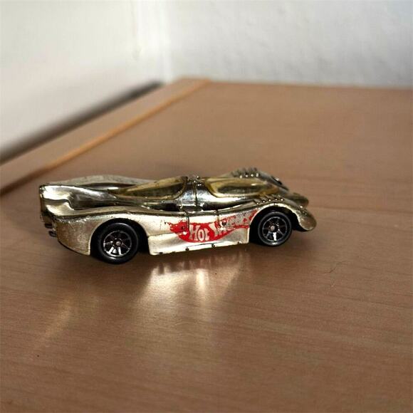Vintage 90s Hot Wheels 1994 Power Pistons Silver Chrome Diecast Car Vintage 1:64 - Picture 5 of 8